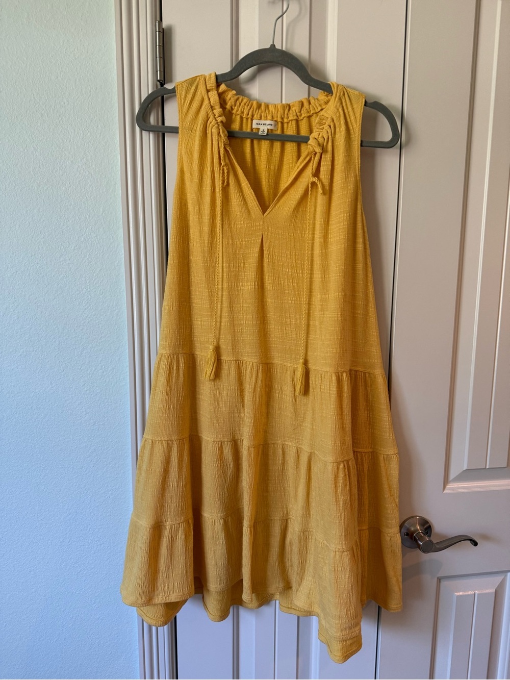 Max Studio Yellow Tiered Sleeveless V-Neck Dress